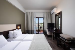 standard room thessaloniki 11