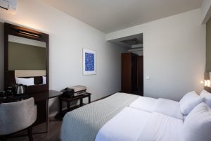 standard room thessaloniki 2